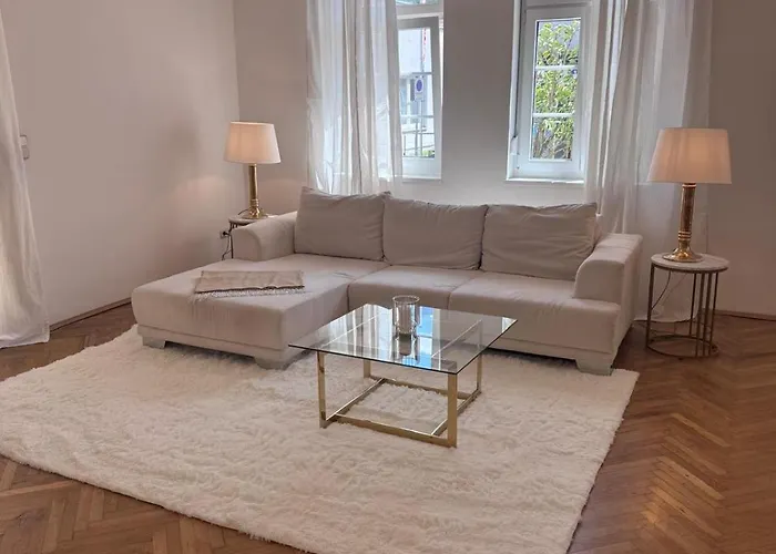 Charmante In Apartament